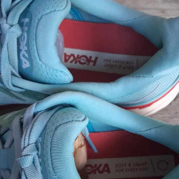 Hoka Clifton 7 Women's Teal and Coral Athletic Shoes - Picture 14 of 15